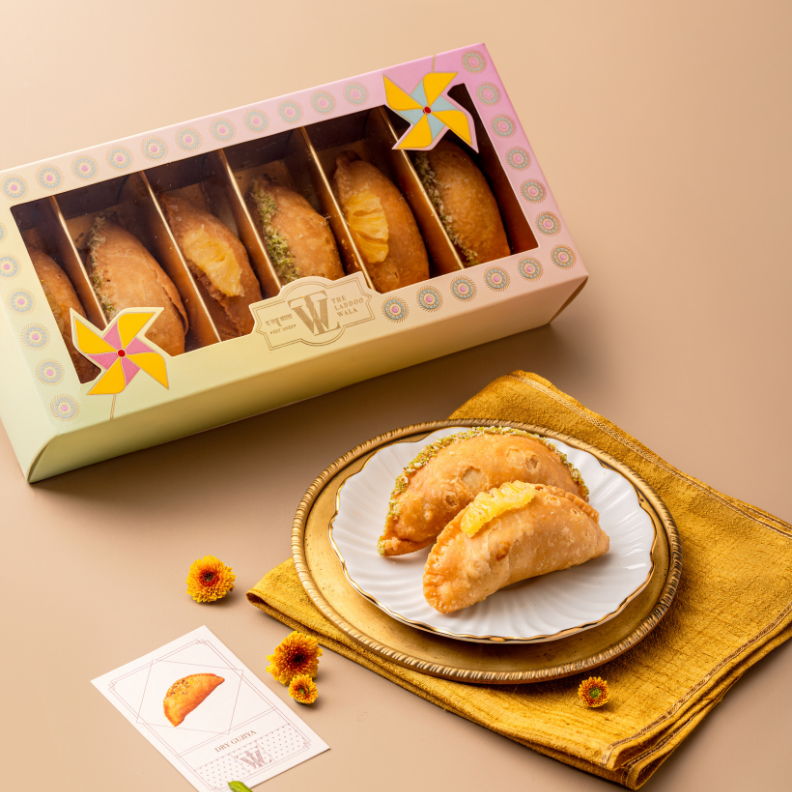 Rangeela assorted gujiya box with khoya gujiya and khoya ananas gujiya for Holi