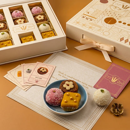 Chandrakala - Assorted laddoo box of 11