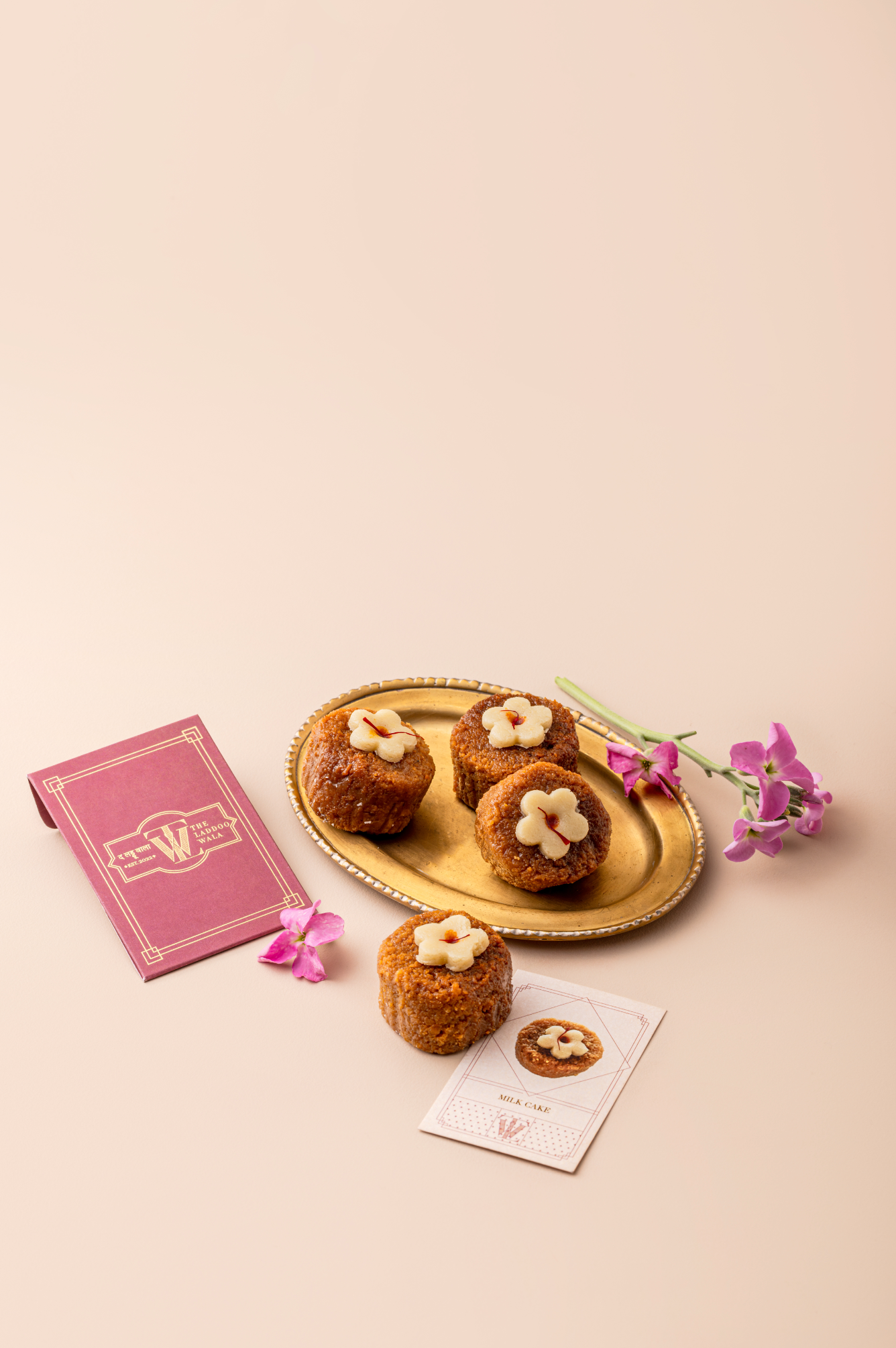 
                  
                    Mikcake Maharani Box
                  
                